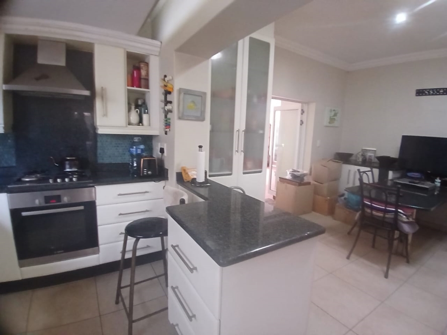 4 Bedroom Property for Sale in Primrose Hill Gauteng