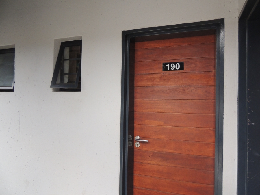 2 Bedroom Property for Sale in South Hills Gauteng