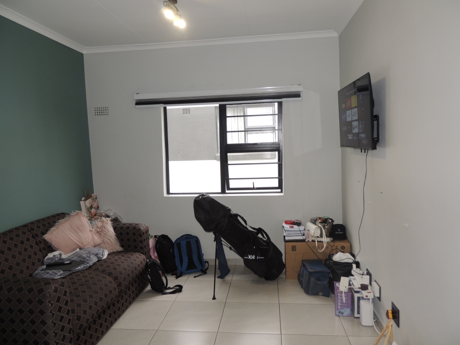 2 Bedroom Property for Sale in South Hills Gauteng
