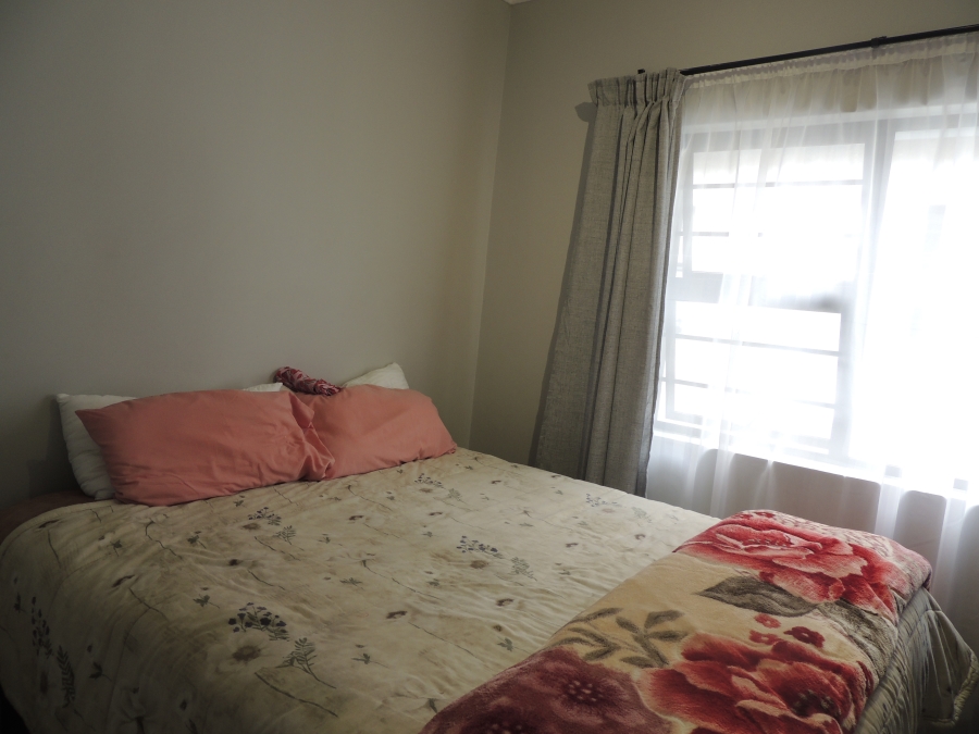 2 Bedroom Property for Sale in South Hills Gauteng
