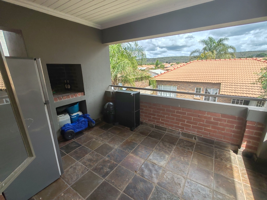 2 Bedroom Property for Sale in Andeon AH Gauteng