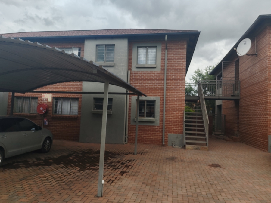 2 Bedroom Property for Sale in Andeon AH Gauteng