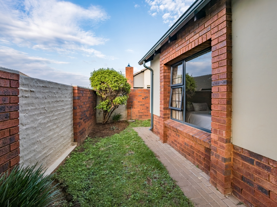 3 Bedroom Property for Sale in Amberfield Gauteng