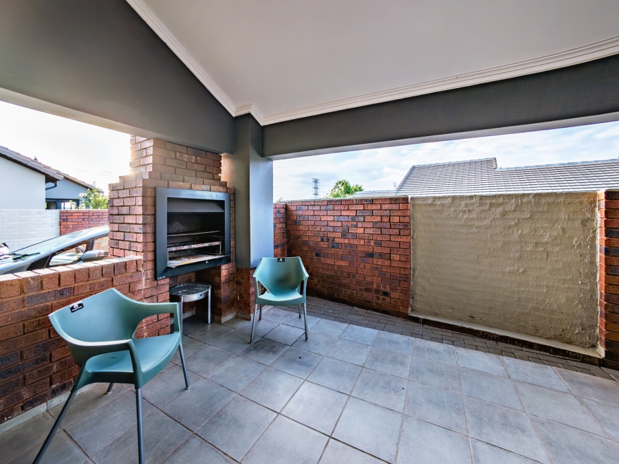 3 Bedroom Property for Sale in Amberfield Gauteng