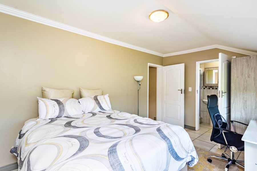 3 Bedroom Property for Sale in Amberfield Gauteng