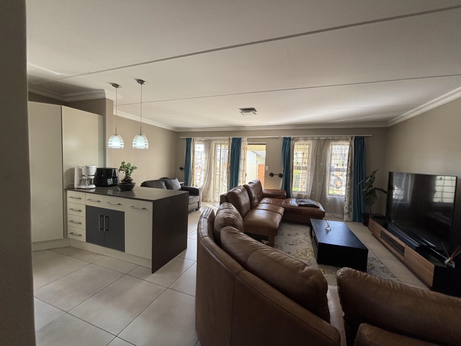 3 Bedroom Property for Sale in Kyalami Hills Gauteng