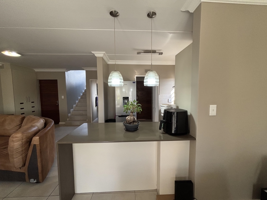3 Bedroom Property for Sale in Kyalami Hills Gauteng