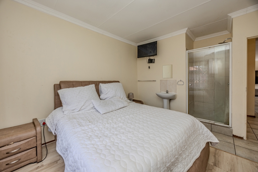 3 Bedroom Property for Sale in Reefhaven Gauteng