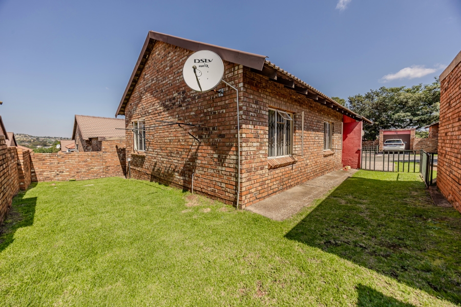 3 Bedroom Property for Sale in Reefhaven Gauteng