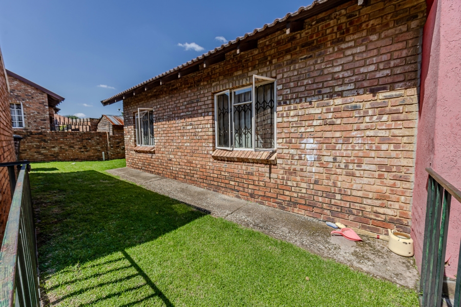 3 Bedroom Property for Sale in Reefhaven Gauteng