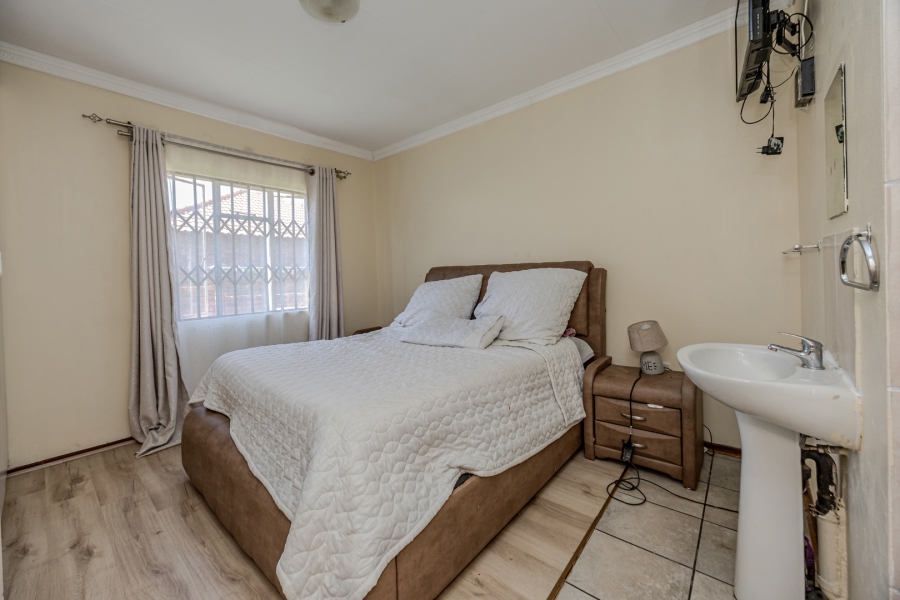 3 Bedroom Property for Sale in Reefhaven Gauteng