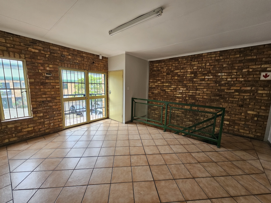 To Let Commercial Property for Rent in Hennops Park Industrial Gauteng
