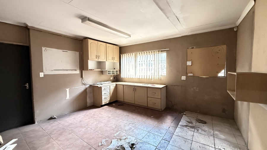 Commercial Property for Sale in Sunderland Ridge Gauteng