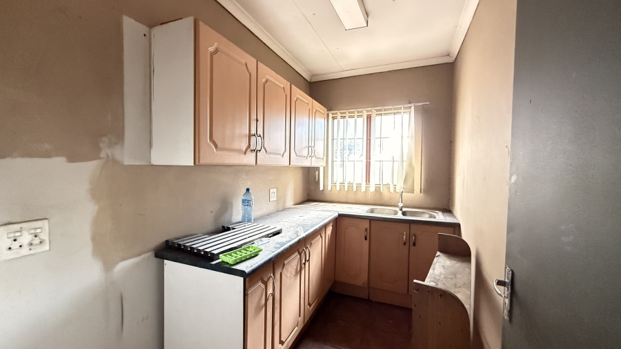Commercial Property for Sale in Sunderland Ridge Gauteng