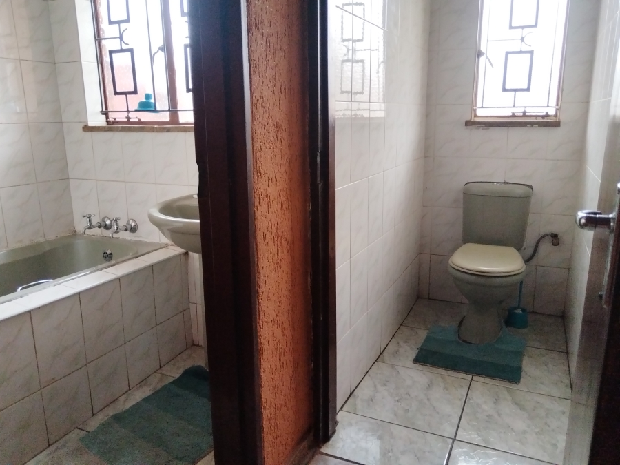 3 Bedroom Property for Sale in Sebokeng Zone 13 Gauteng