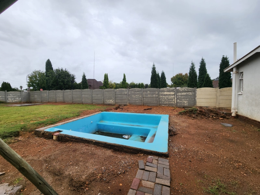 3 Bedroom Property for Sale in Rothdene Gauteng