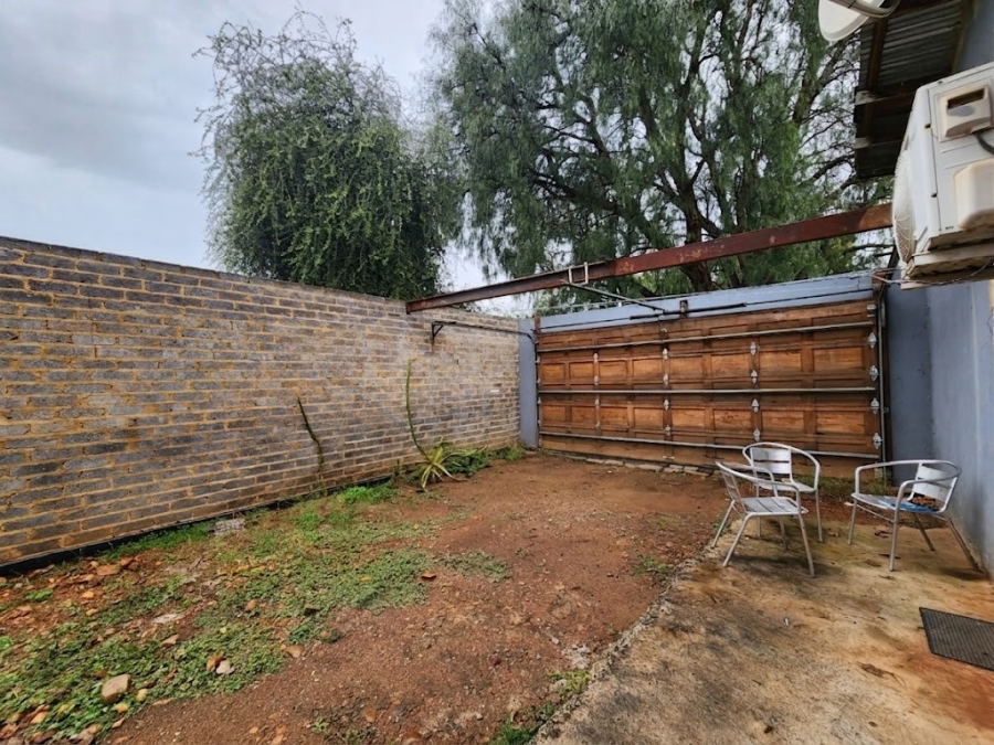 3 Bedroom Property for Sale in Rothdene Gauteng