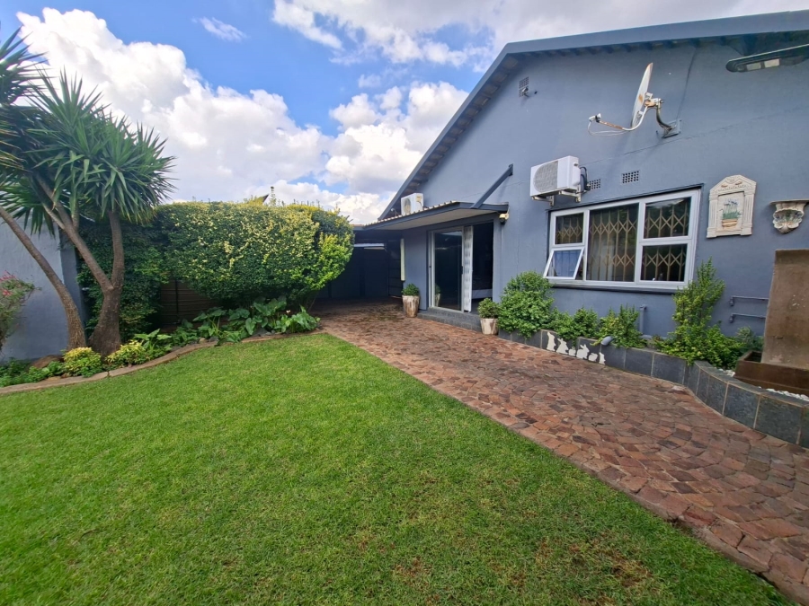 4 Bedroom Property for Sale in Vanderbijlpark SE 1 Gauteng