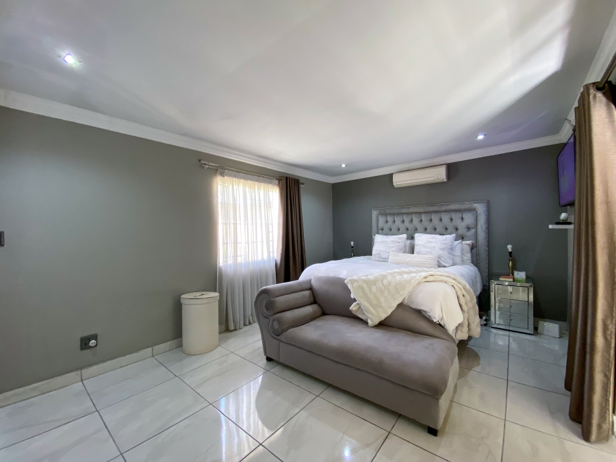 4 Bedroom Property for Sale in Capital Park Gauteng