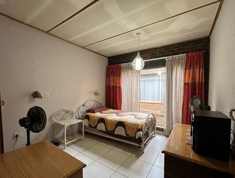 3 Bedroom Property for Sale in Vanderbijlpark SE 2 Gauteng