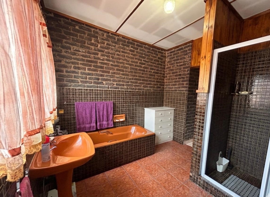 3 Bedroom Property for Sale in Vanderbijlpark SE 2 Gauteng