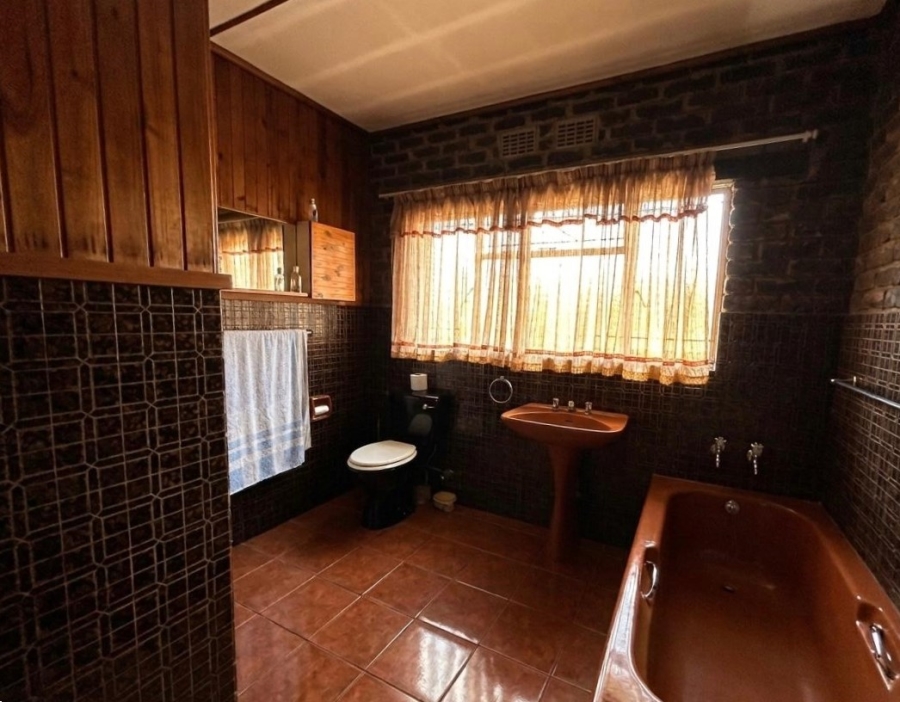3 Bedroom Property for Sale in Vanderbijlpark SE 2 Gauteng