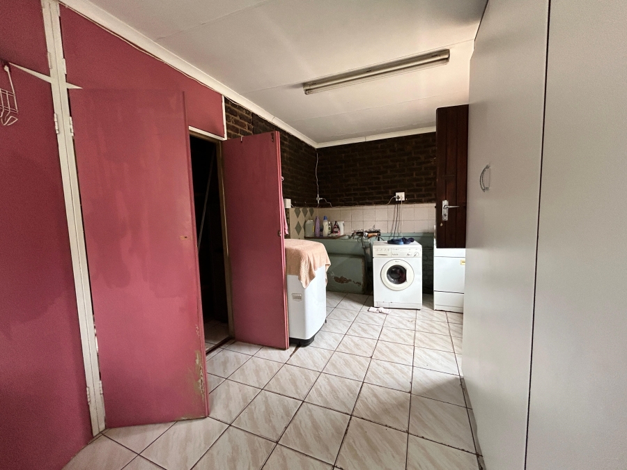3 Bedroom Property for Sale in Vanderbijlpark SE 2 Gauteng