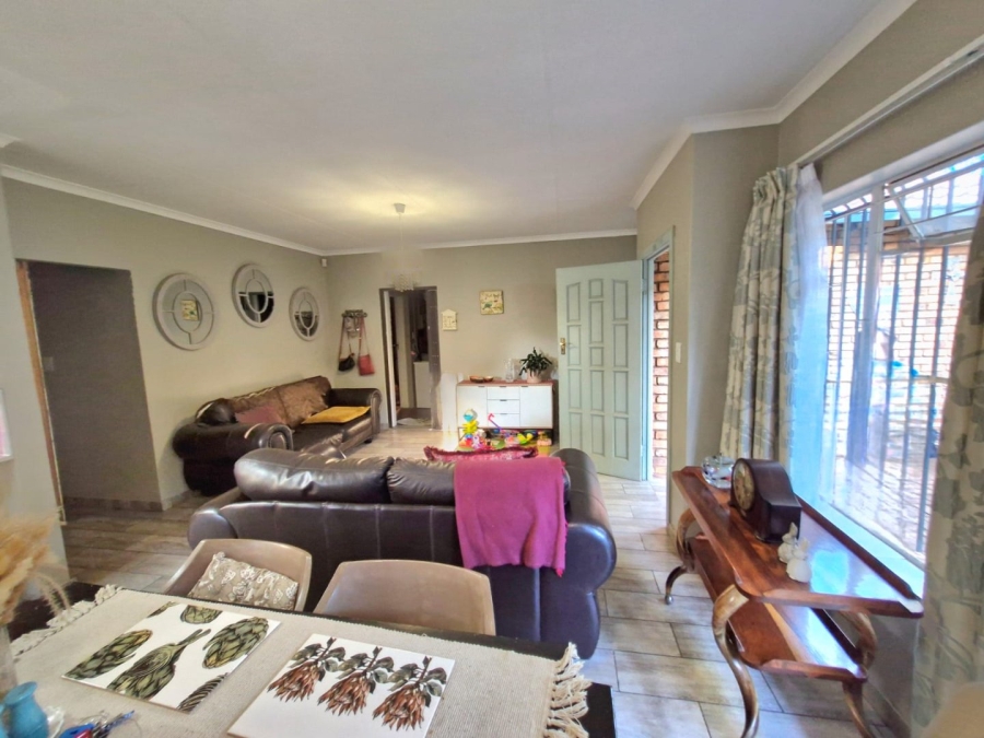 2 Bedroom Property for Sale in Montana Park Gauteng