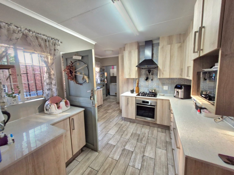 2 Bedroom Property for Sale in Montana Park Gauteng