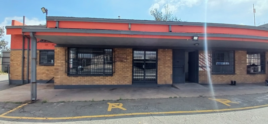 To Let Commercial Property for Rent in Vanderbijlpark NW Gauteng