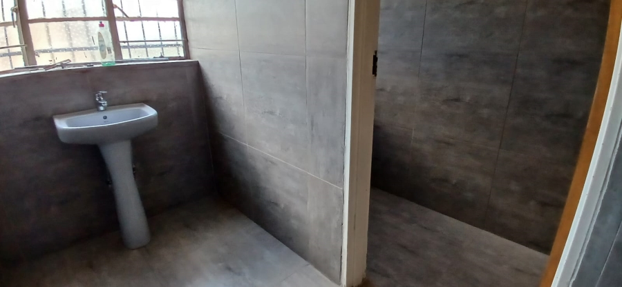 To Let Commercial Property for Rent in Vanderbijlpark NW Gauteng