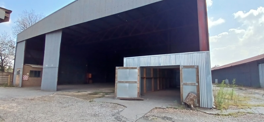 To Let Commercial Property for Rent in Vanderbijlpark NW Gauteng