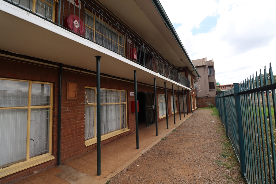 2 Bedroom Property for Sale in Kempton Park Central Gauteng