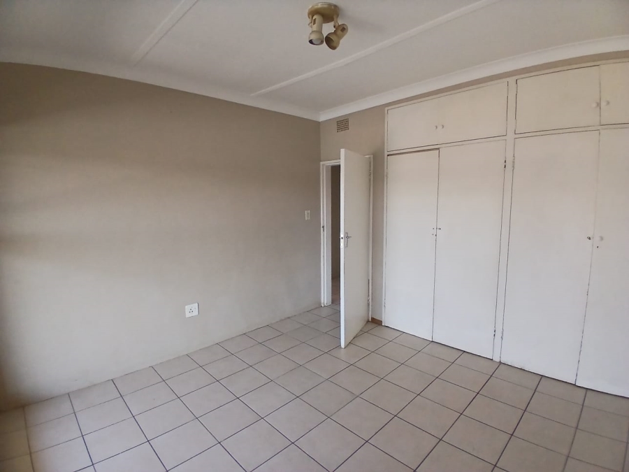 To Let 2 Bedroom Property for Rent in Kempton Park Central Gauteng