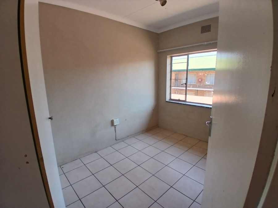 To Let 2 Bedroom Property for Rent in Kempton Park Central Gauteng