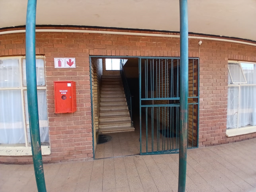 To Let 2 Bedroom Property for Rent in Kempton Park Central Gauteng