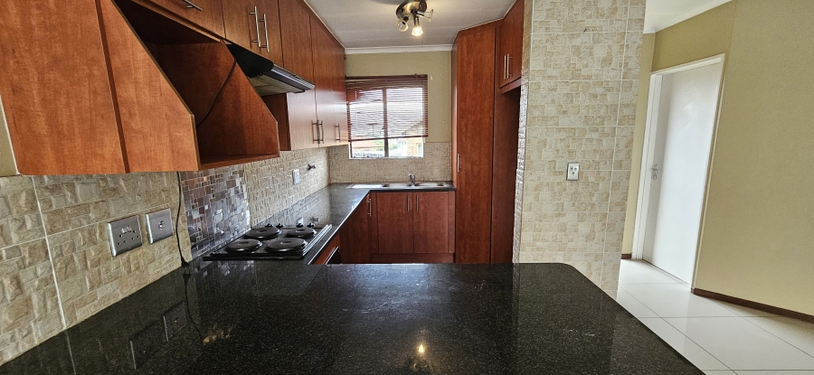 2 Bedroom Property for Sale in Elandspark Gauteng