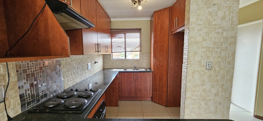 2 Bedroom Property for Sale in Elandspark Gauteng