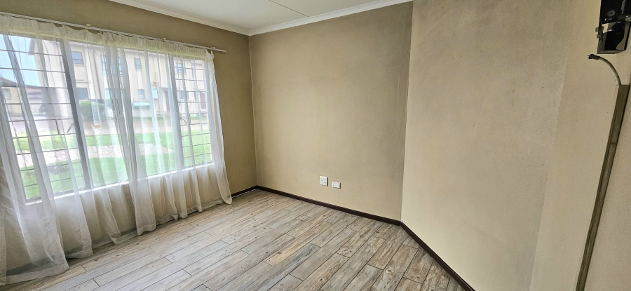 2 Bedroom Property for Sale in Elandspark Gauteng