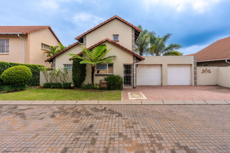 2 Bedroom Property for Sale in Broadacres Gauteng