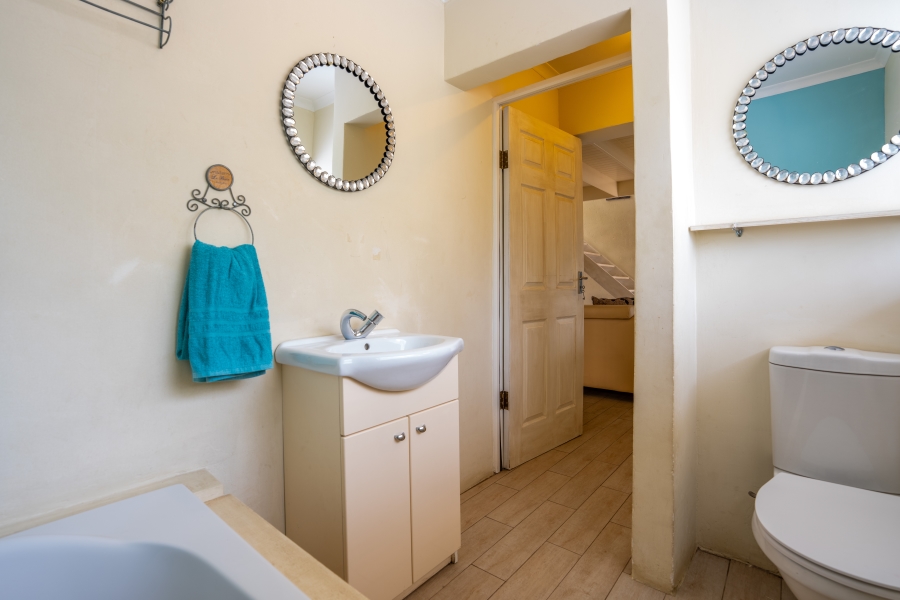 2 Bedroom Property for Sale in Broadacres Gauteng