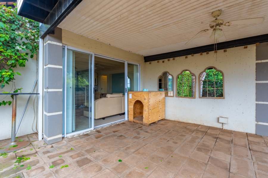 2 Bedroom Property for Sale in Broadacres Gauteng