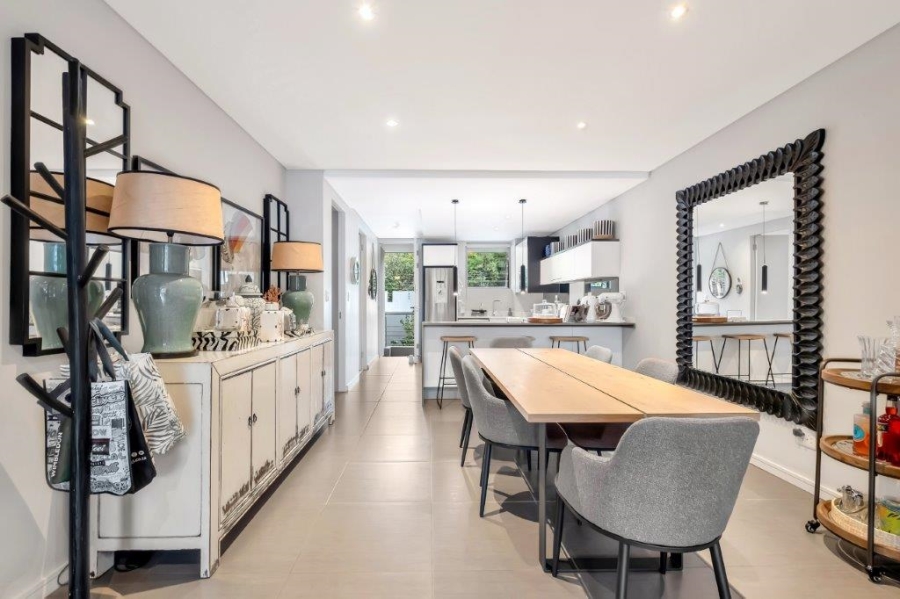 2 Bedroom Property for Sale in Illovo Gauteng