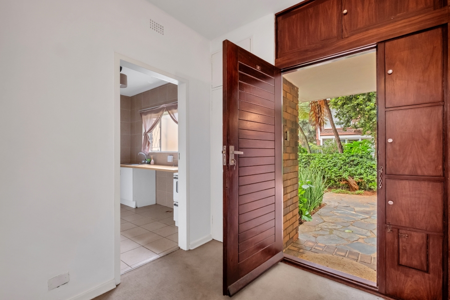 To Let 1 Bedroom Property for Rent in Sandown Gauteng
