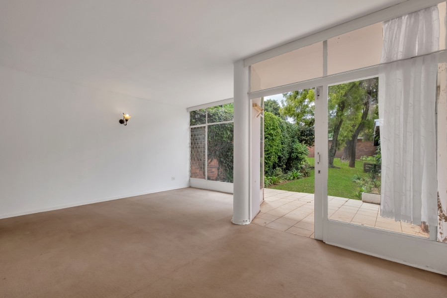 To Let 1 Bedroom Property for Rent in Sandown Gauteng