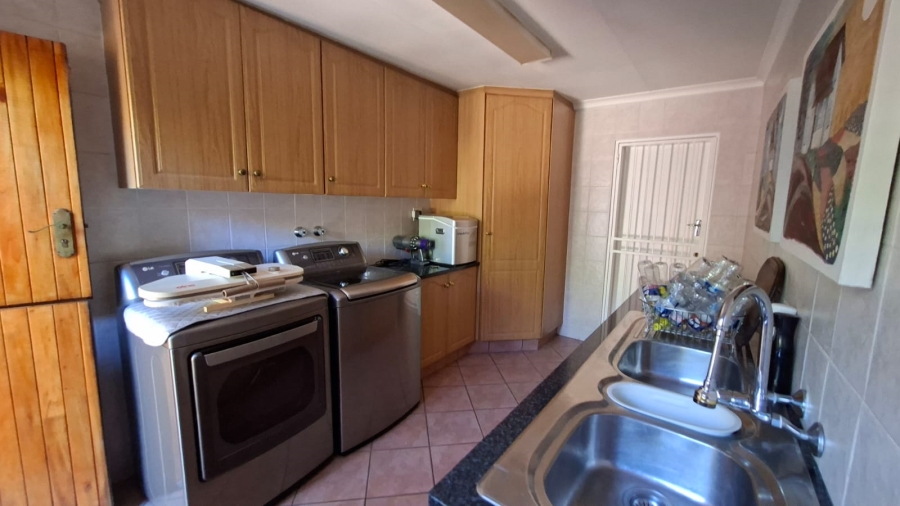 3 Bedroom Property for Sale in Sunward Park Gauteng