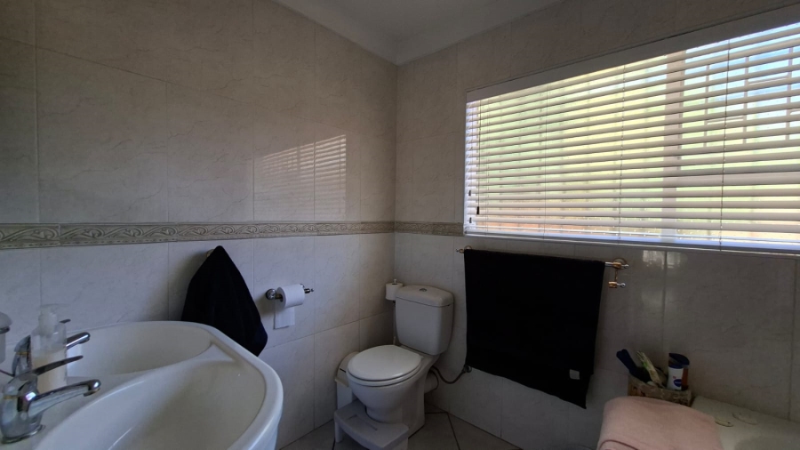 3 Bedroom Property for Sale in Sunward Park Gauteng