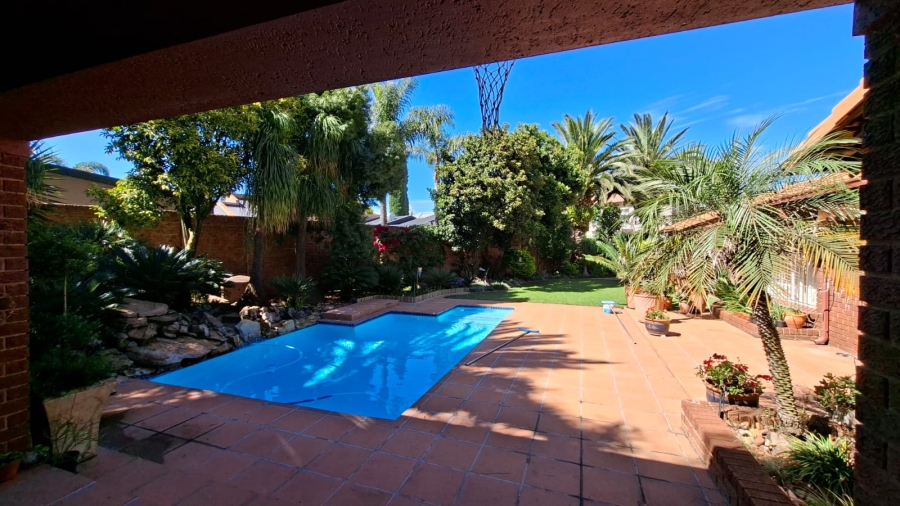 3 Bedroom Property for Sale in Sunward Park Gauteng