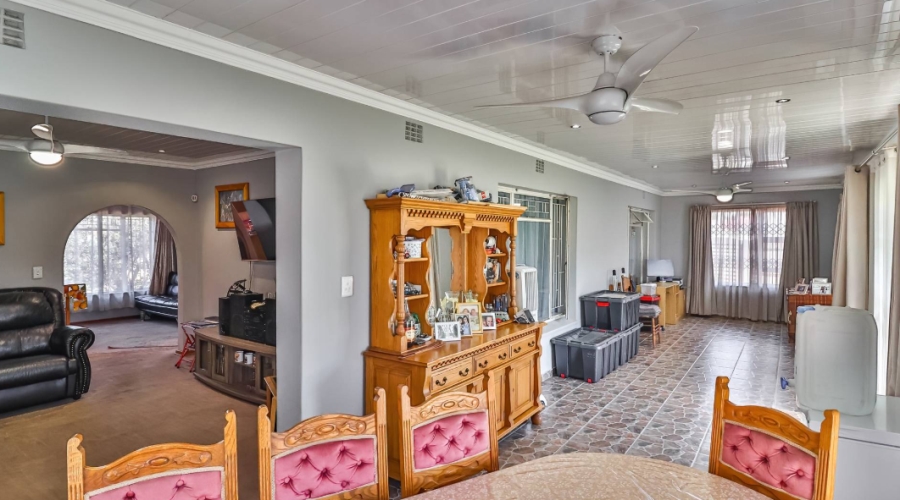 3 Bedroom Property for Sale in Brackenhurst Gauteng
