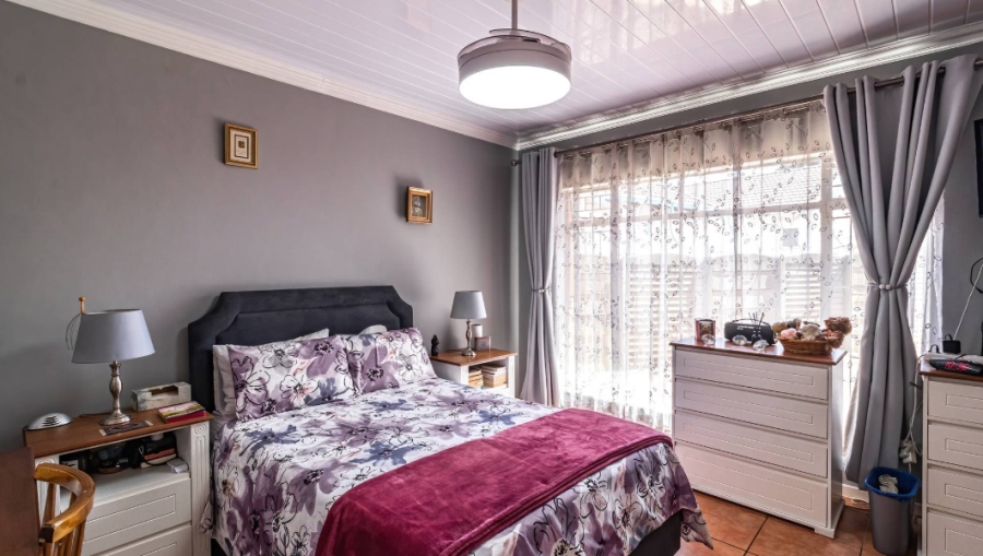 3 Bedroom Property for Sale in Brackenhurst Gauteng